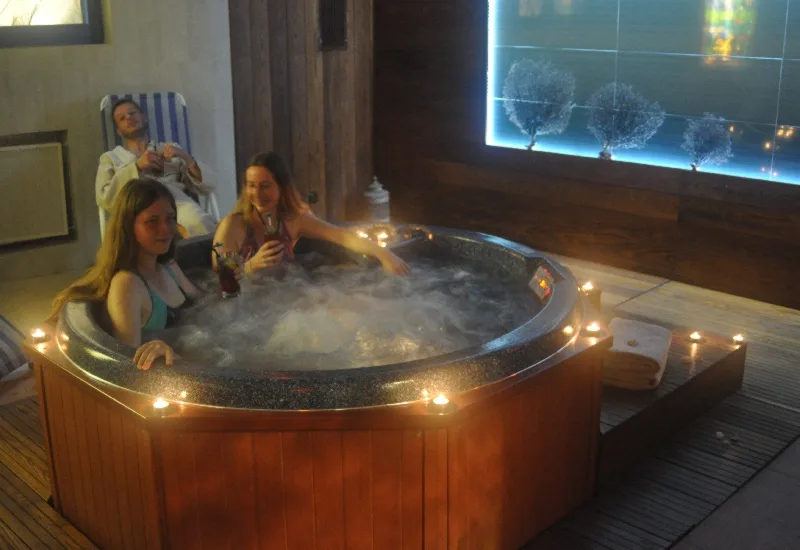 Wanna jacuzzi „Ocean Spokoju” w Anielskiej Grocie